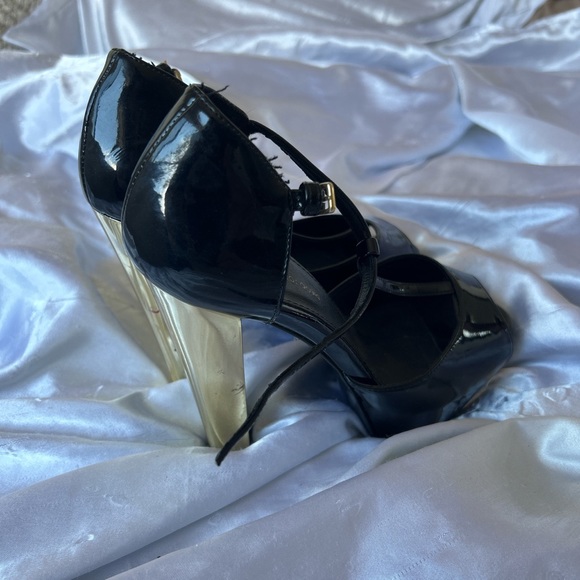 ♡ black and gold pumps ♡ - Picture 3 of 4
